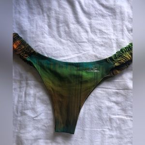 Pakaloha bottoms Medium